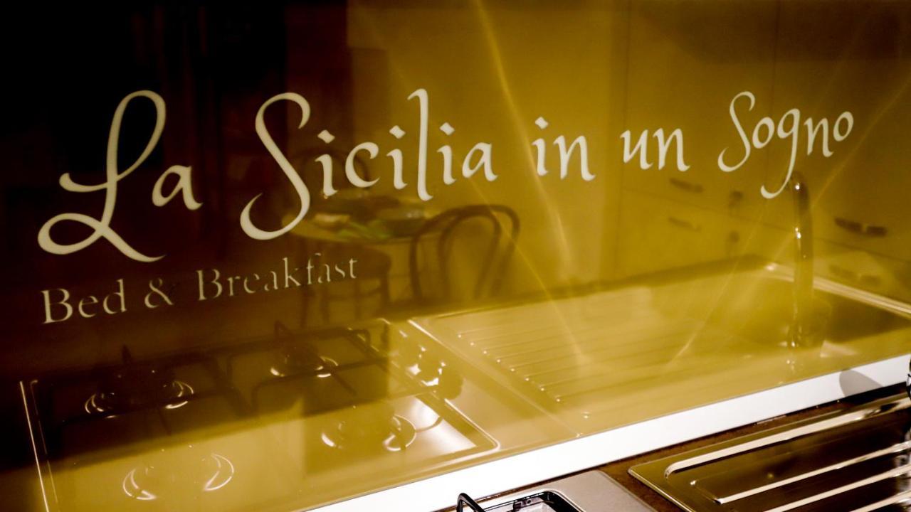La Sicilia In Un Sogno Frühstückspension *